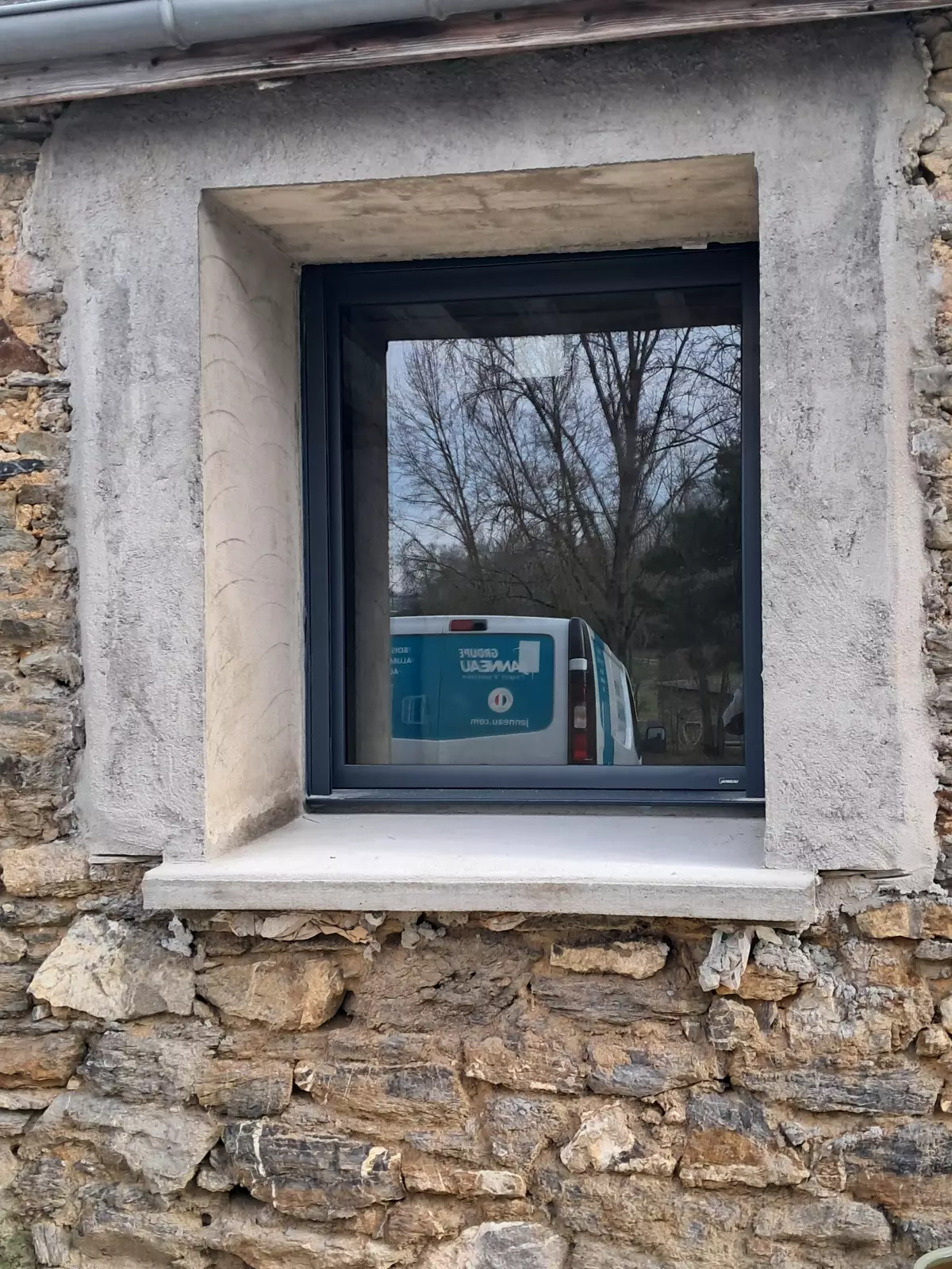 Installation de menuiseries intérieures Segré-en-Anjou Bleu